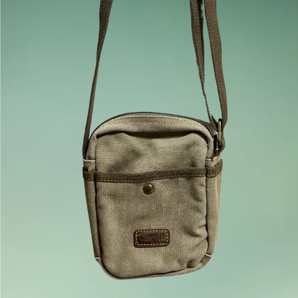 Cargoit Canvas Crossbody Bag